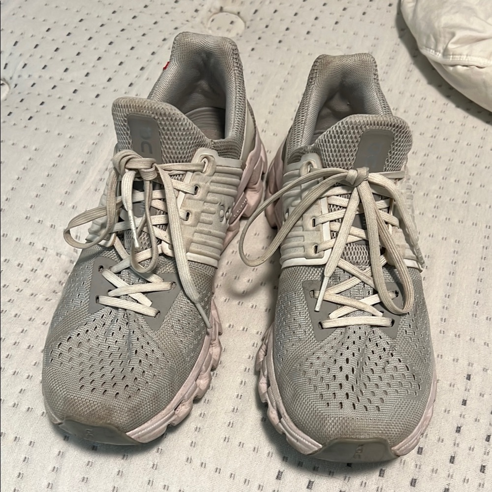 On Running Women's white and Gray Running Shoes
